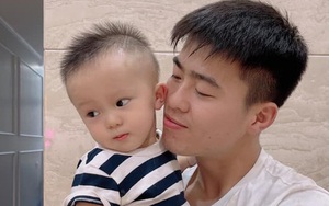 Duy Mạnh dành thời gian chăm con trai trong những ngày nghỉ ít ỏi