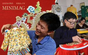 ‘Phù thủy’ của những chiếc áo trăm triệu duy nhất Việt Nam: Áo vua mặc thế nào tôi thêu đúng như thế, chuẩn đến từng milimet