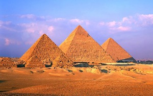 Khám phá kim tự tháp Ai Cập đầu tiên và người xây dựng nó