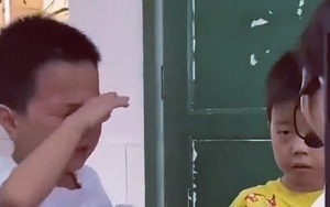 Hai cậu bé đánh nhau bị cô giáo gọi lên phê bình, cái kết 'bẻ lái' khiến dân mạng cười ra nước mắt