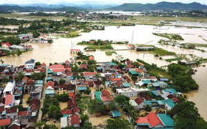 Lũ Nghệ An: Sau 4 ngày, nhiều hộ dân vẫn còn ngập trong nước, nhiều tài sản, hoa màu bị hư hỏng