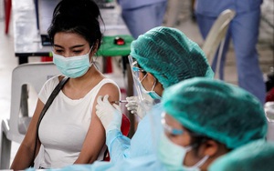 Thái Lan: Tiêm kết hợp vaccine Sinovac và vaccine AstraZeneca cho kết quả tích cực