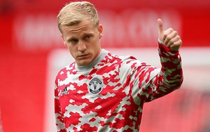 Thương vụ Van de Beek khó lường đến tận phút chót