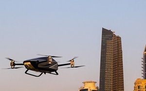 Taxi bay của Trung Quốc thực hiện chuyến bay thử nghiệm đầu tiên ở Dubai