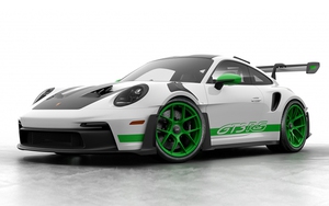 Khám phá Porsche 911 GT3 RS màu xanh Python