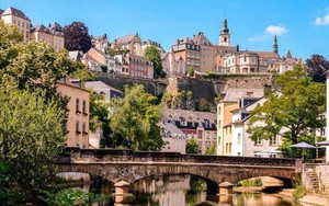 Vì sao Luxembourg nhỏ xíu lại là đất nước giàu nhất thế giới năm 2022?