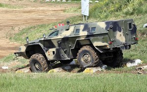 Truyền thông Nga: NATO ghen tỵ với xe bọc thép KamAZ-43269 Vystrel Nga