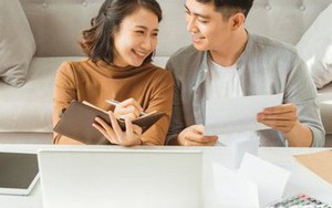 Sau khi kết hôn, hai vợ chồng có nên cùng nhau quản lý tài chính gia đình không?