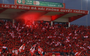 CLB Hải Phòng và Nam Định nhận án phạt vì CĐV đốt pháo sáng