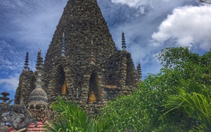 Ngôi chùa độc lạ ở Cam Ranh có kiến trúc làm từ vỏ ốc huyền bí như lâu đài Long Vương