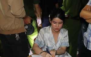 Bắt quả tang ‘kiều nữ’ đang chia nhỏ ma túy vào bỉm trẻ em để tiêu thụ