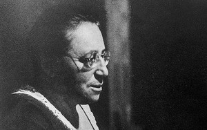 Emmy Noether: Người phụ nữ đã phát triển một trong những định lý đẹp nhất trong vật lý