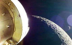 Video tàu Orion đáp xuống Thái Bình Dương, kết thúc sứ mệnh trên Mặt trăng