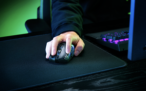 Razer ra mắt Razer Naga V2 Pro và Naga V2 HyperSpeed mới