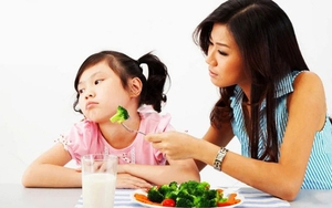 Muốn con cái thành đạt EQ cao, mong bạn đừng mắc phải 3 điều này