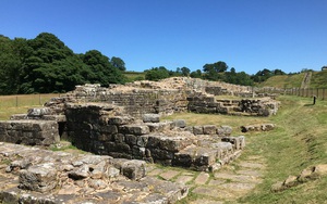 Biến đổi khí hậu đe dọa pháo đài phòng thủ Bức tường Hadrian ở Anh