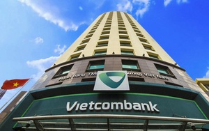 Vietcombank lên tiếng về việc tăng phí SMS Banking