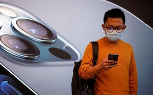 iPhone có thể mở khóa điện thoại bằng khuôn mặt cả khi đeo khẩu trang