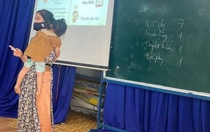 Cô giáo vừa bế con vừa say sưa giảng bài gây chú ý, hiệu trưởng: "Chúng tôi đang khá ngại"