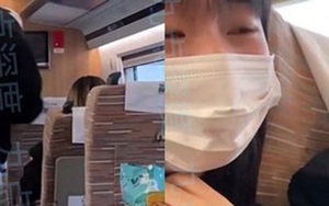 Tình cờ gặp lại bạn trai cũ trên tàu, diễn biến sau đó khiến dân mạng ủng hộ cô gái "nối lại tình xưa"