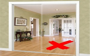 Rước họa vào nhà với những sai lầm khi bài trí cửa ra vào