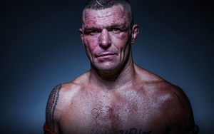 Tâm sự võ sĩ: John Wayne Parr - 346 vết khâu và gương mặt của người 150 tuổi