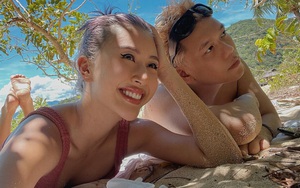 Quỳnh Anh Shyn diện bikini táo bạo, tình tứ bên bạn trai