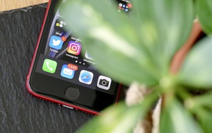 Apple sử dụng nhôm tái chế không phát thải trong iPhone SE