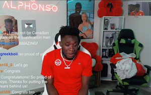 "Cây hài" Alphonso Davies khóc hết nước mắt khi chứng kiến Canada lần đầu dự World Cup sau 36 năm