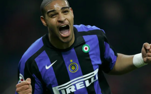 Huyền thoại Adriano (Brazil) công khai bạn gái bằng nửa tuổi mình