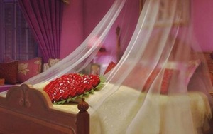 Cô dâu chú rể biến mất ngay ngày cưới, ai nấy bàng hoàng khi mở cửa phòng tân hôn