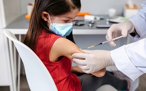 Sắp tiêm vắc xin COVID cho trẻ 5-11 tuổi: BS lưu ý 5 mốc thời gian quan trọng cần theo dõi