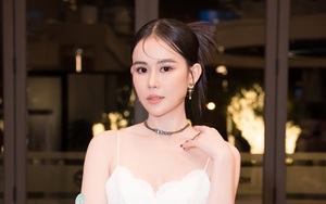 Cao Thùy Trang khoe sắc vóc tại sự kiện