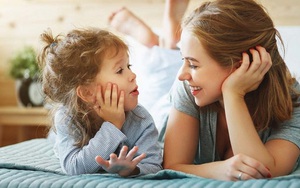 Những điều cần ghi nhớ khi nói chuyện với con