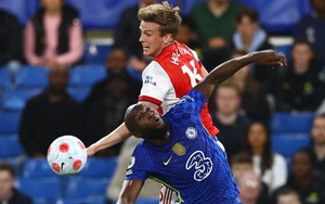 Lukaku bị ‘tổng xỉ vả’ sau trận thua muối mặt của Chelsea