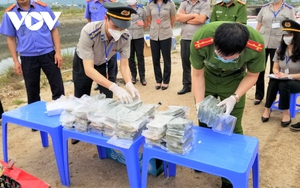 Quảng Ninh tiêu hủy 70 bánh heroin tang vật trong các vụ án ma túy