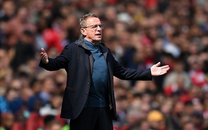 HLV Rangnick đề xuất bầu đội trưởng mới thay Maguire