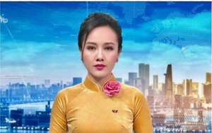 "Gu" thời trang của BTV Hoài Anh: Dịu dàng trên sóng, chất chơi ngoài đời