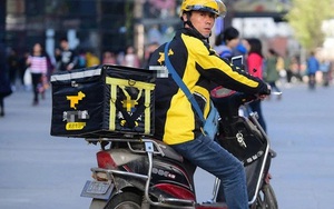 Cử nhân đại học danh tiếng đi làm shipper khiến nhiều người tiếc nuối, 3 năm sau kiếm tiền tỷ, mua nhà mua xe: Bằng cấp tốt cũng không bằng điều quan trọng này!