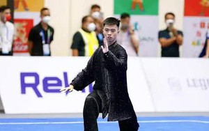 SEA Games 31: VĐV môn wushu của Việt Nam chấn thương khi đang thi đấu