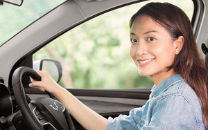 Nhà tuyển dụng hỏi: "Bạn lái xe đi làm hay đi xe buýt?" - Ứng viên đưa ra đáp án ngoài dự liệu lập tức hạ gục hai đối thủ còn lại