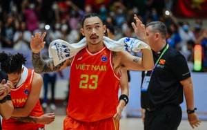 Hot boy bóng rổ Tâm Đinh: Cao 1m92, trên sân thi đấu quyết liệt - ngoài đời hạ gục fan vì lãng tử