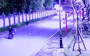 'Bốc đầu' xe trước camera an ninh, 2 thanh niên bị phạt 8 triệu đồng