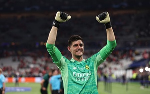 Giành Champions League, Courtois tranh thủ mỉa mai CĐV Chelsea