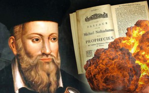 Tìm thấy bản thảo bị mất của Nostradamus