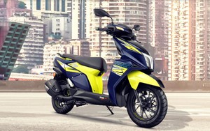 Đối thủ Honda Air Blade giá 31 triệu ra phiên bản ngập công nghệ, bình xăng 5,8 lít