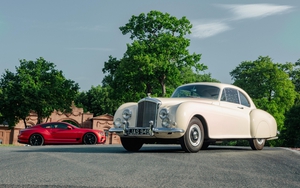 Bentley kỷ niệm 70 năm sản xuất chiếc Continental đầu tiên