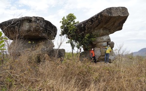Giai thoại hòn đá chồng phố núi Gia Lai hút khách du lịch