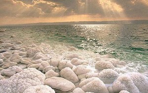 Tại sao lại có những cái tên kỳ lạ như Biển Chết, Biển Đen, Biển Đỏ? Tưởng kiến thức căn bản nhưng không phải ai cũng biết