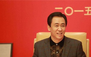 Trả ơn như tỷ phú: Cậu bé nghèo được giáo viên trả giúp 20 tệ học phí, sau trở thành tỷ phú quay về tặng thầy cả căn nhà